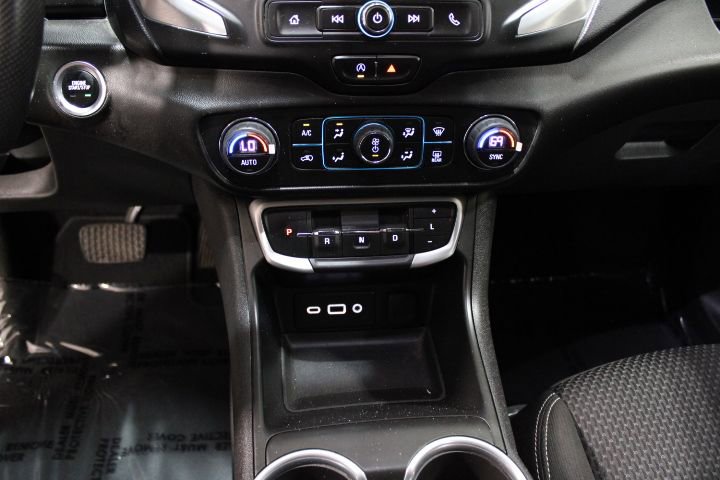 Certified 2022 GMC Terrain SLE w/ Driver Convenience Package image 36