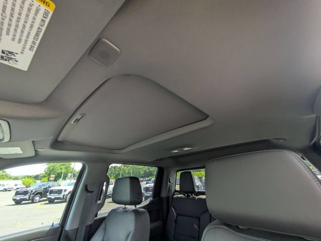 Used 2022 GMC Sierra 1500 SLT w/ SLT Premium Plus Package AWD/4WD image 27