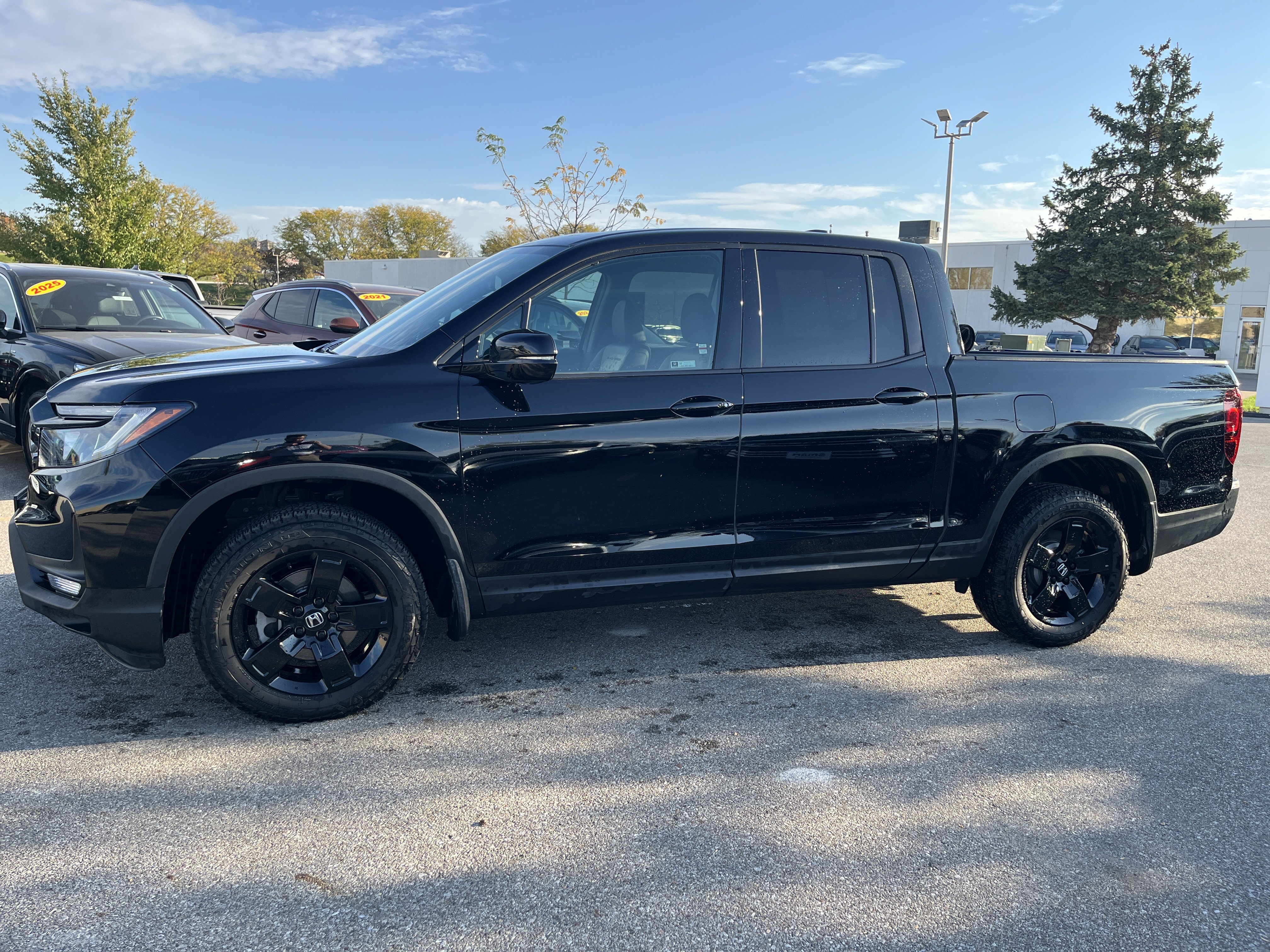 Used 2026 Honda Ridgeline Black Edition image 7