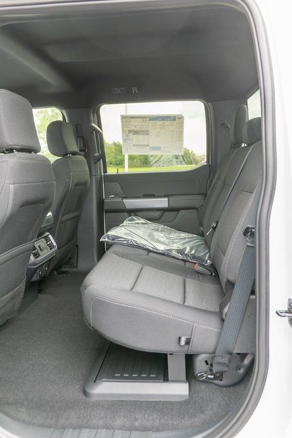 New 2026 Ford F150 XLT w/ Equipment Group 302A MID AWD/4WD image 8