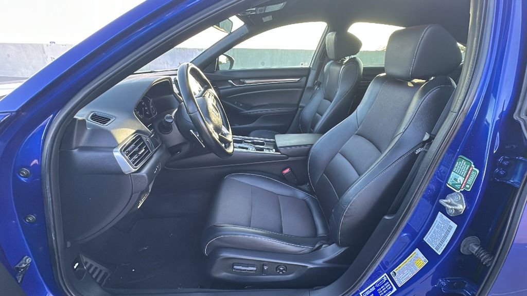 Used 2019 Honda Accord Sport image 4