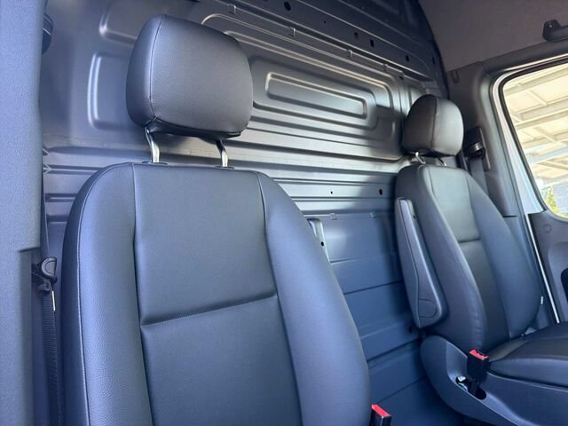 New 2026 Mercedes-Benz Sprinter 2500 image 17