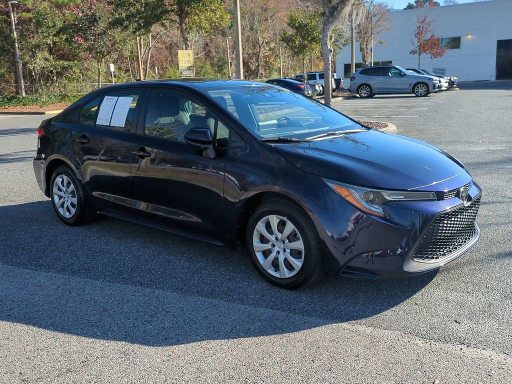 Certified 2020 Toyota Corolla LE image 3