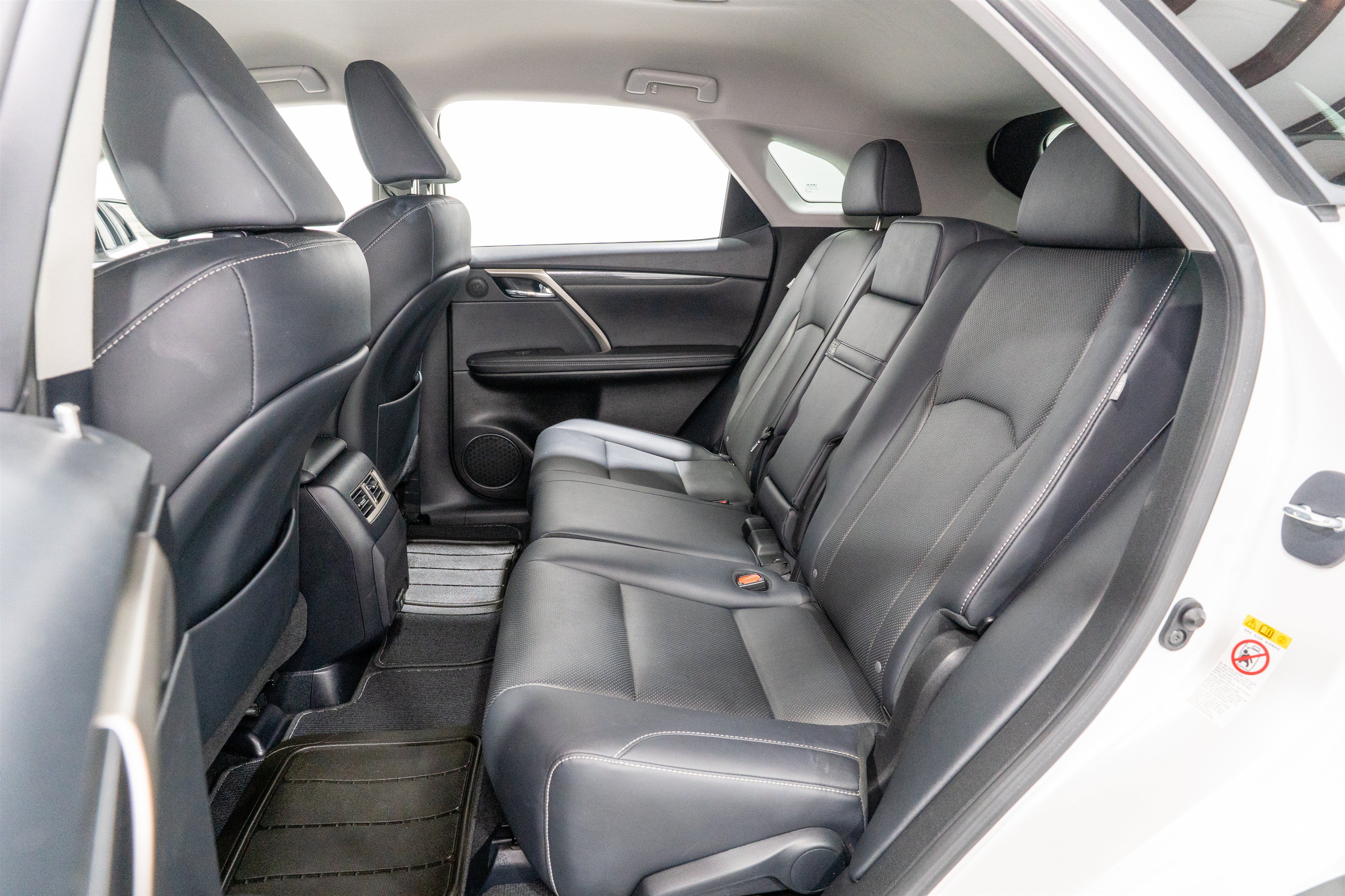 Used 2020 Lexus RX 350 FWD w/ Accessory Package image 31