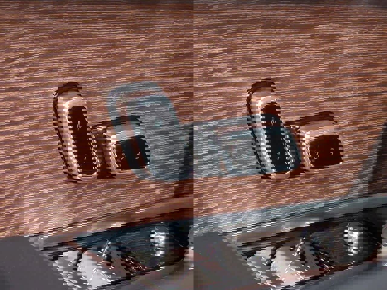 Certified 2024 Land Rover Range Rover SE image 16