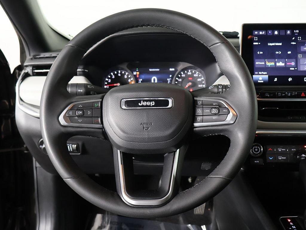 Used 2023 Jeep Compass Limited AWD/4WD image 38