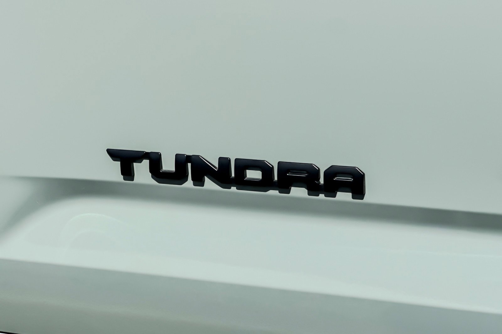 Certified 2025 Toyota Tundra Limited AWD/4WD image 26