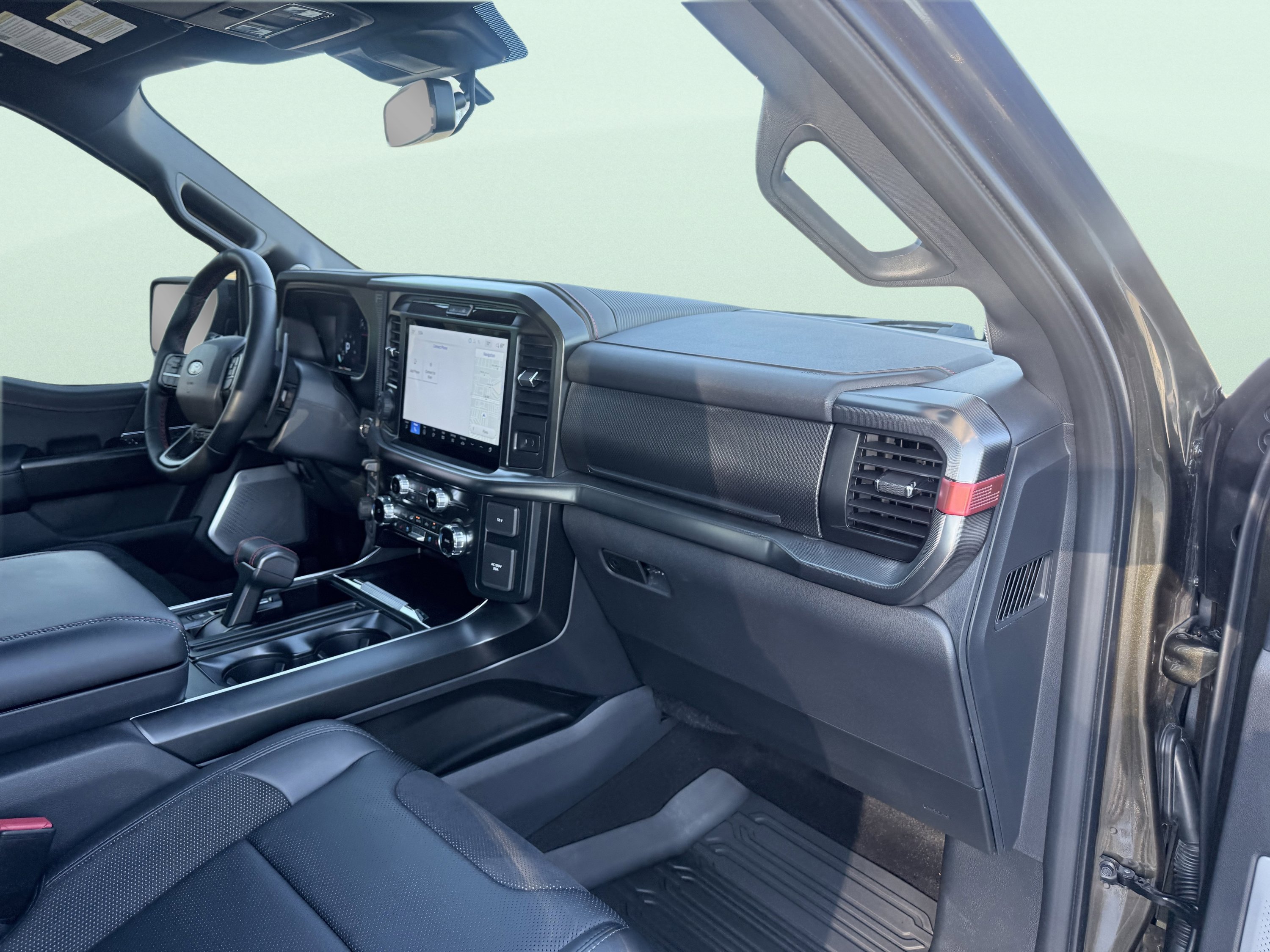 Used 2025 Ford F150 Raptor AWD/4WD image 57