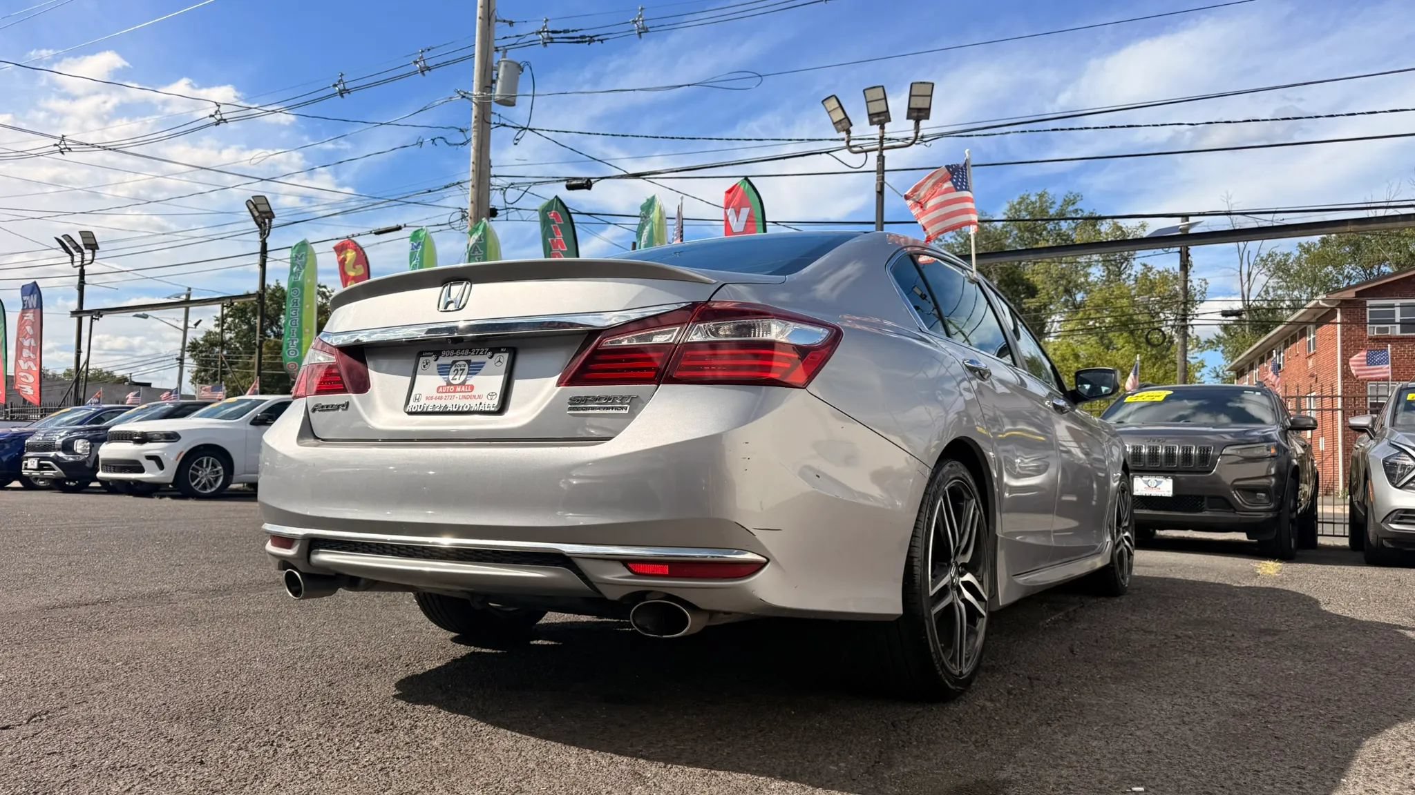 Used 2017 Honda Accord Sport Special Edition image 9
