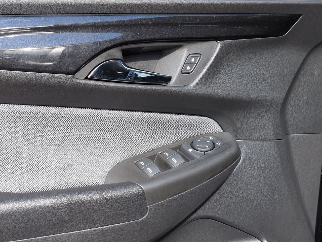 New 2026 Chevrolet TrailBlazer LT w/ Convenience Package FWD image 9