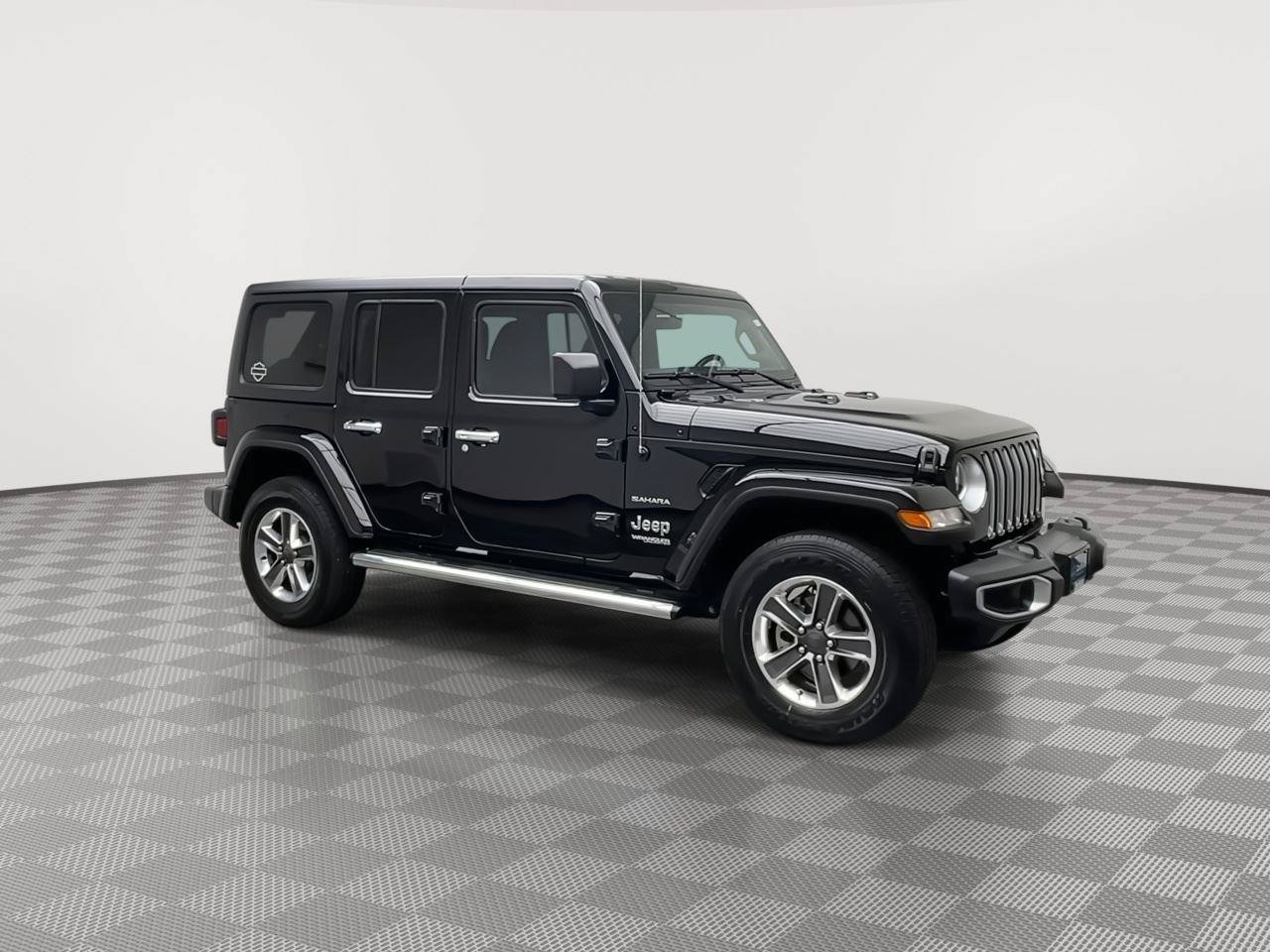 Used 2022 Jeep Wrangler Unlimited Sahara w/ Cold Weather Group AWD/4WD image 40
