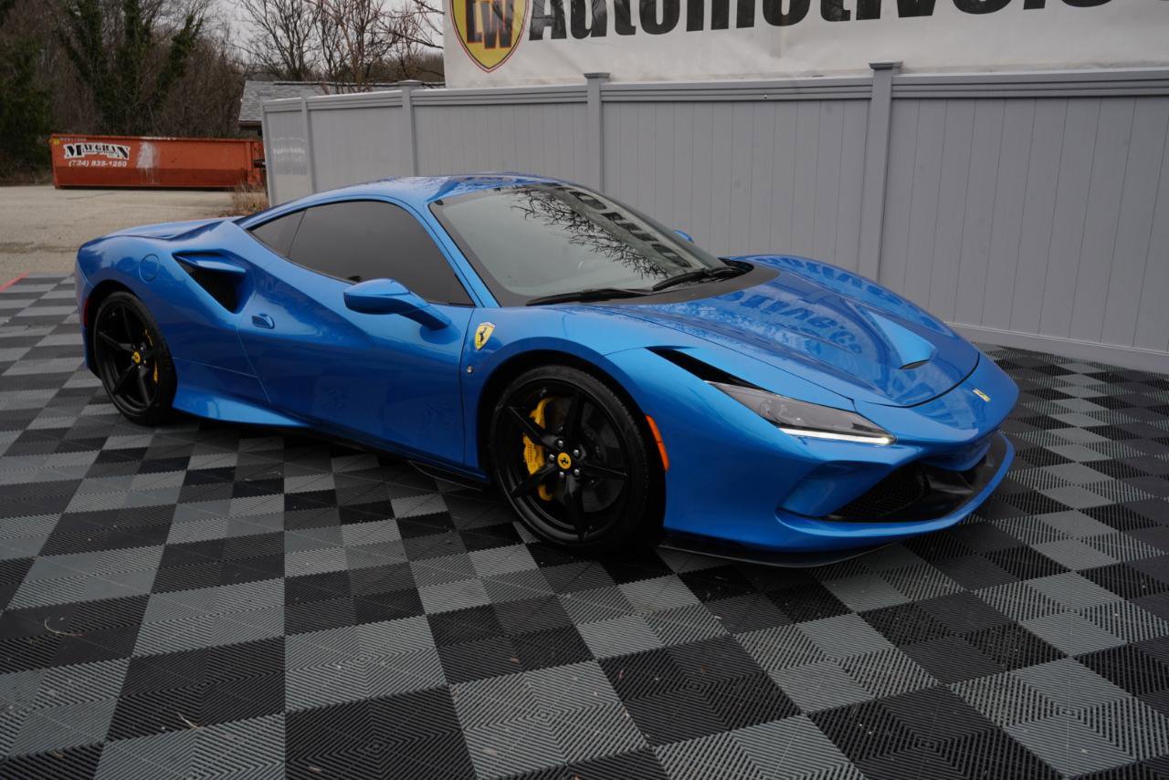 Used 2021 Ferrari F8 Tributo image 2