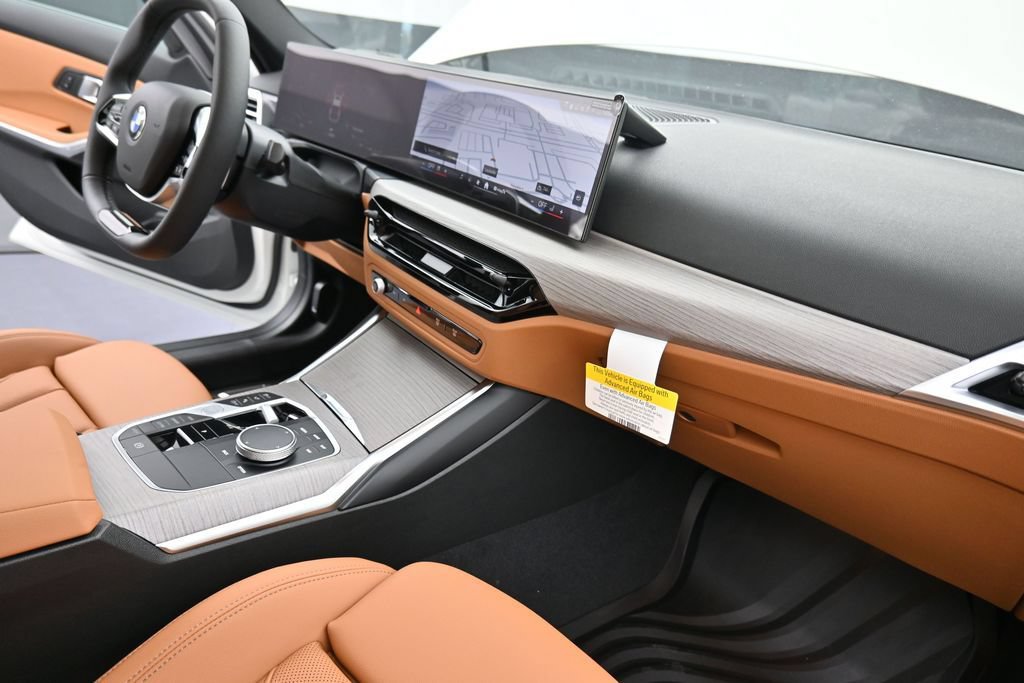 New 2026 BMW 330i xDrive Sedan w/ Convenience Package AWD/4WD image 18