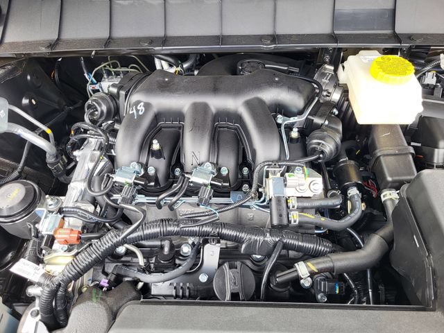 New 2026 Nissan Pathfinder SV w/ SV Premium Package AWD/4WD image 17