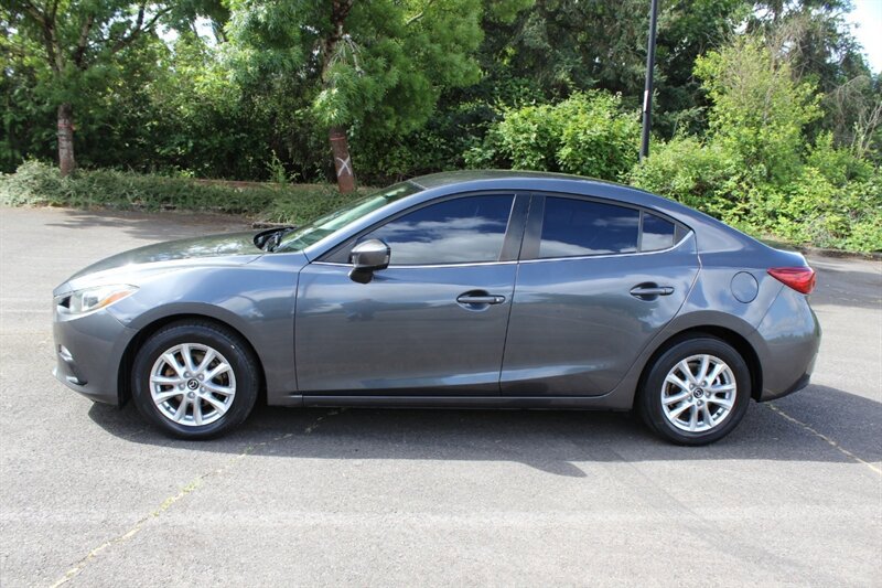 Used 2016 MAZDA MAZDA3 i Sport w/ Preferred Equipment Package FWD image 7