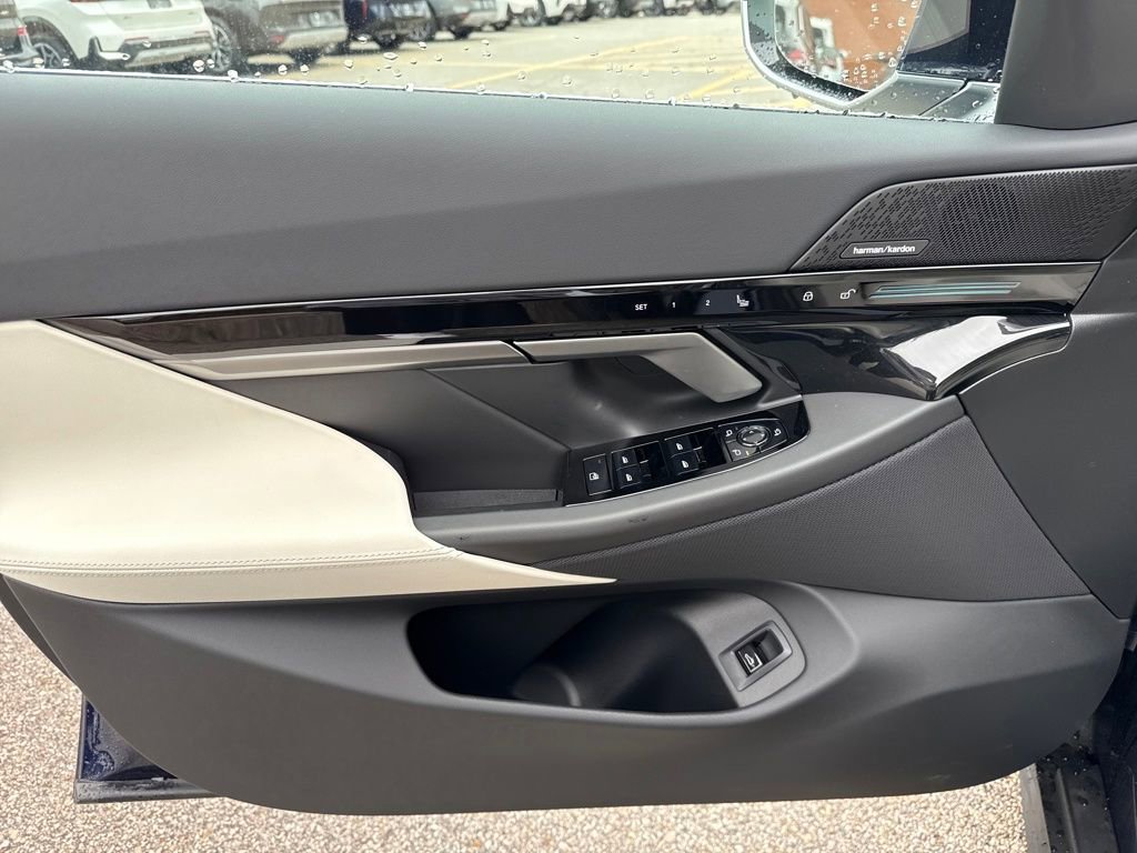 New 2026 BMW 530i xDrive image 12