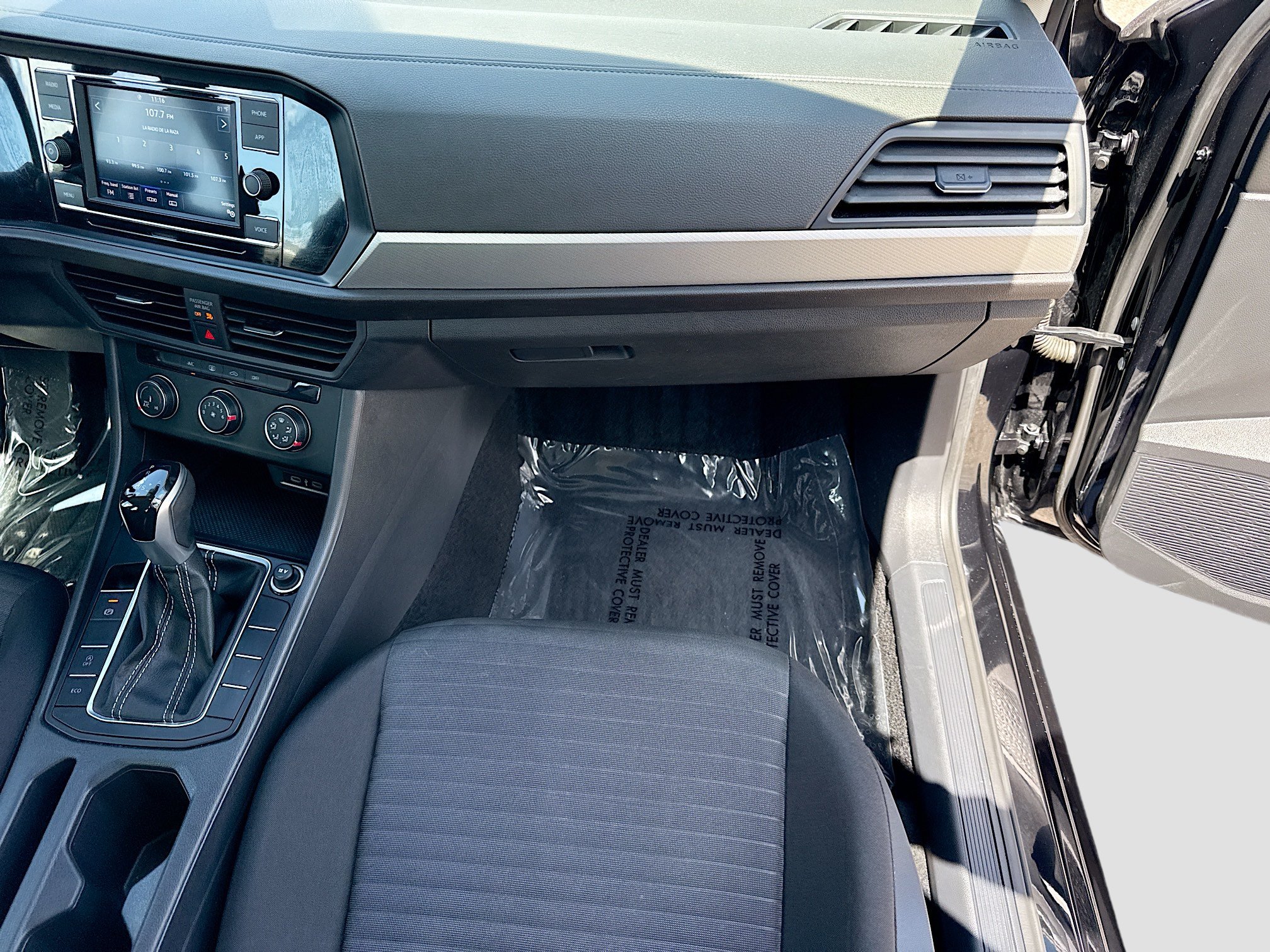 Used 2022 Volkswagen Jetta S FWD image 16