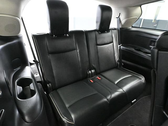 Used 2020 INFINITI QX60 Luxe w/ Essential Package FWD image 46