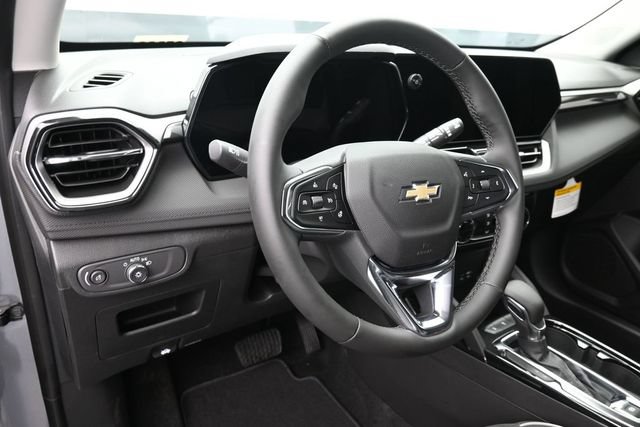 New 2026 Chevrolet TrailBlazer LT w/ Convenience Package FWD image 19
