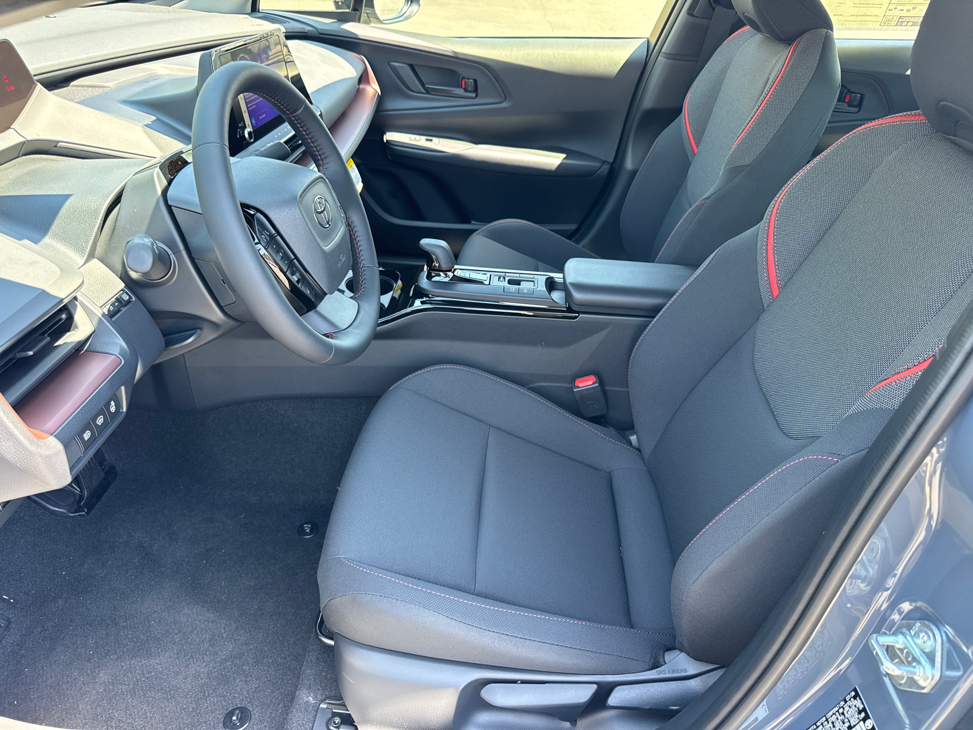 New 2027 Toyota Prius Plug-In Hybrid FWD image 25