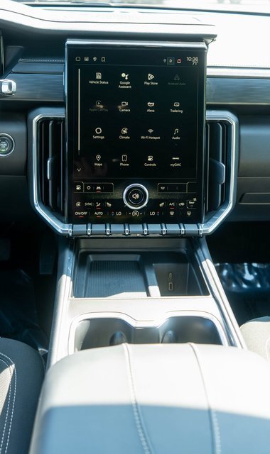 Used 2025 GMC Acadia Elevation w/ LPO, Floor Liner Package image 17