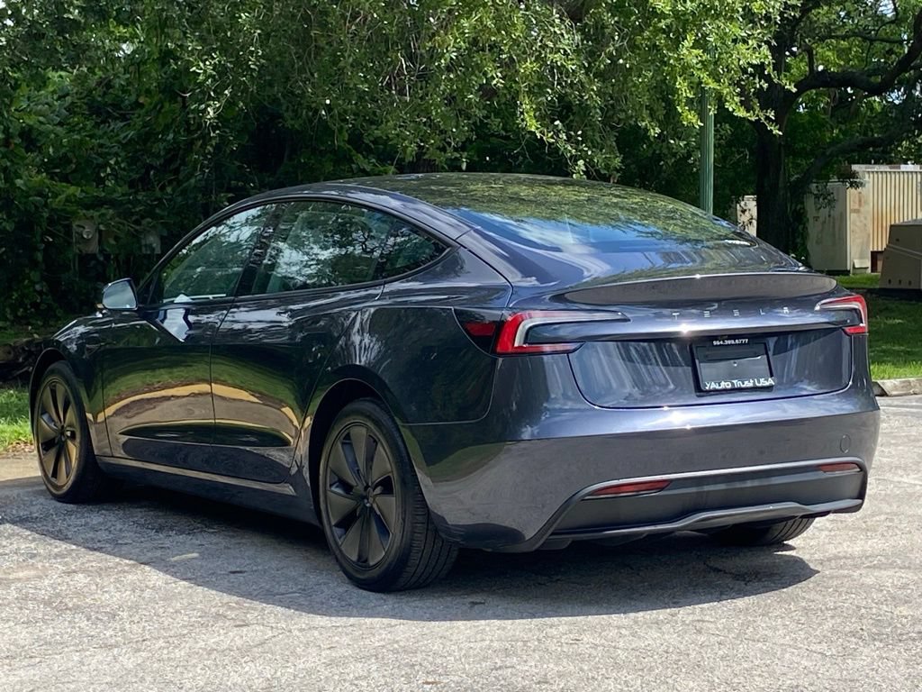 Used 2024 Tesla Model 3 Standard Range RWD image 10