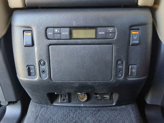 Used 2018 Nissan Armada Platinum image 18