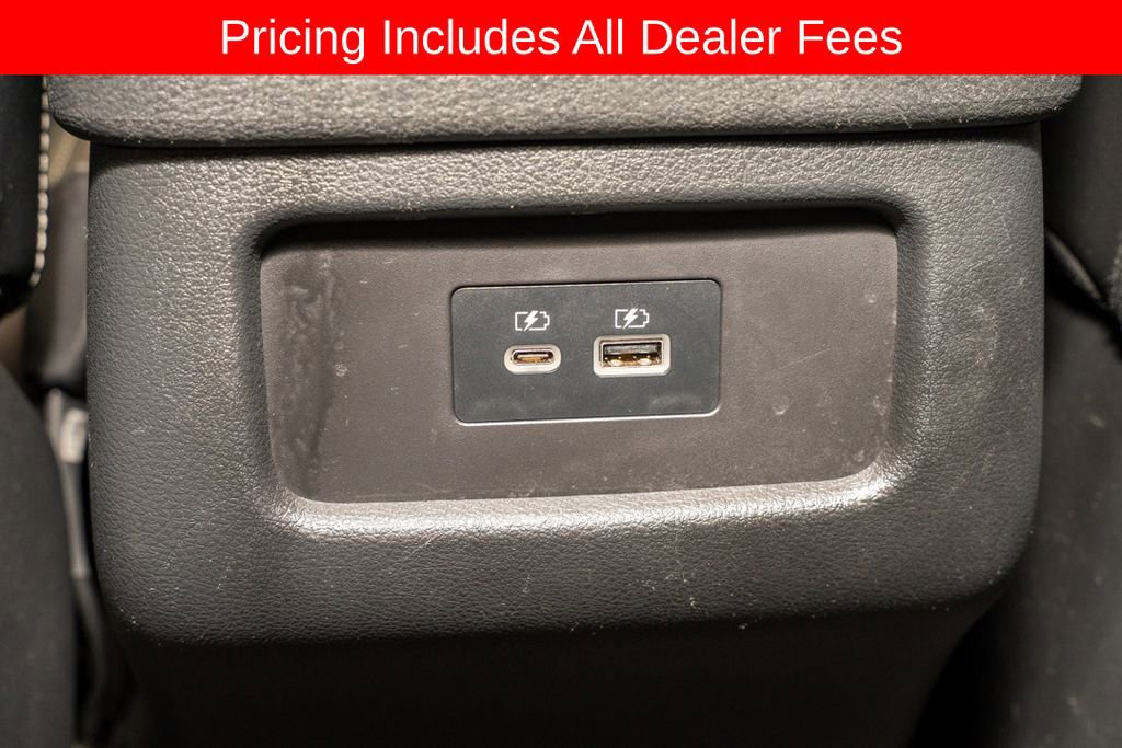 Used 2023 Nissan Pathfinder SL AWD/4WD image 9