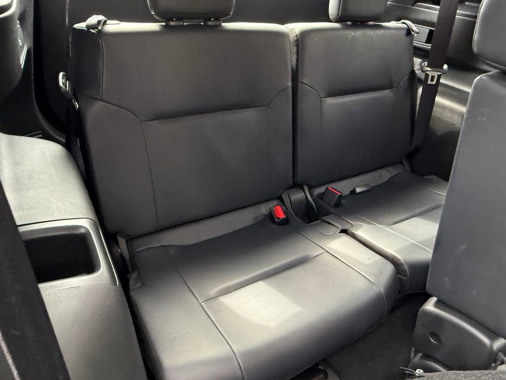 Used 2024 Mitsubishi Outlander SE image 13