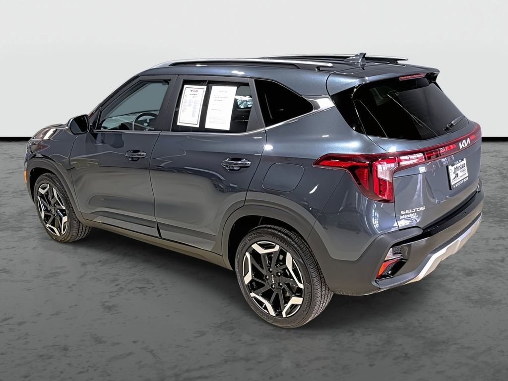 Used 2024 Kia Seltos SX w/ SX Sunroof Package AWD/4WD image 2