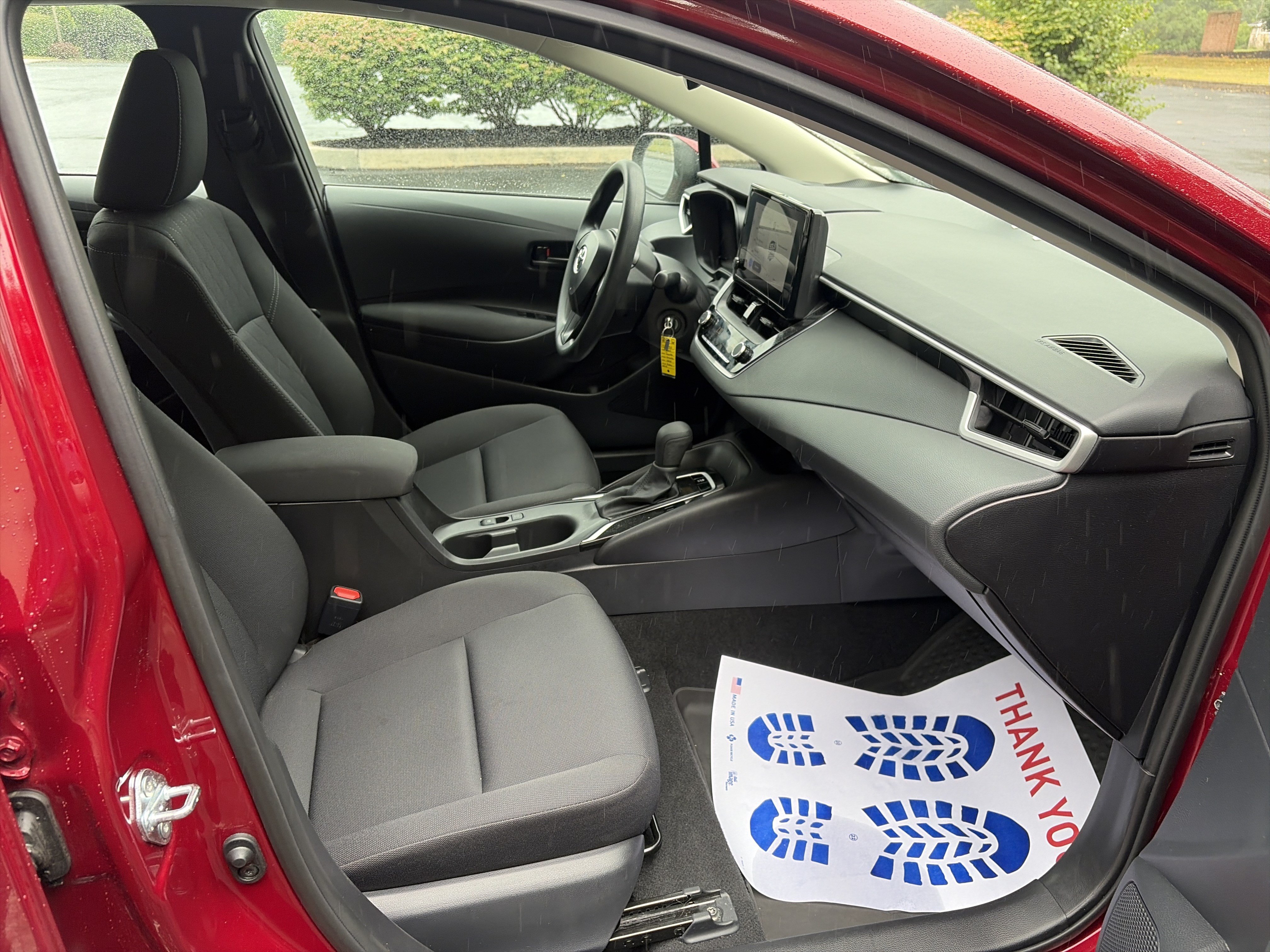 Used 2025 Toyota Corolla LE FWD image 23