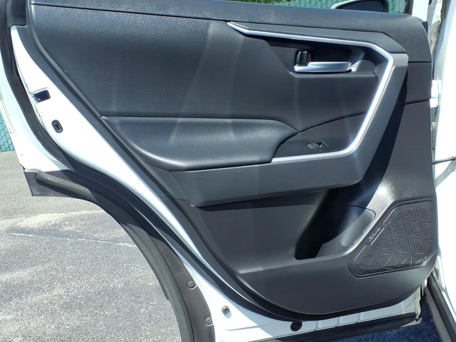 Used 2023 Toyota RAV4 XLE Premium FWD image 19