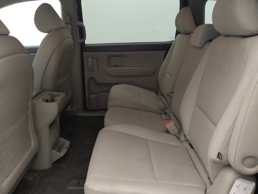Used 2016 Kia Sedona LX FWD image 18
