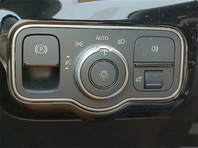 Used 2025 Mercedes-Benz CLA 250 image 25