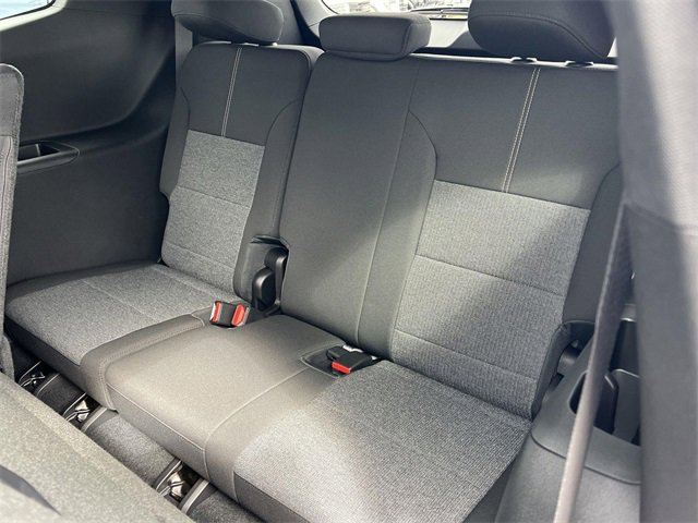 New 2025 GMC Acadia Elevation image 26