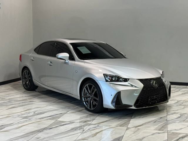 Used 2020 Lexus IS 300 F Sport w/ F Sport Package RWD image 4