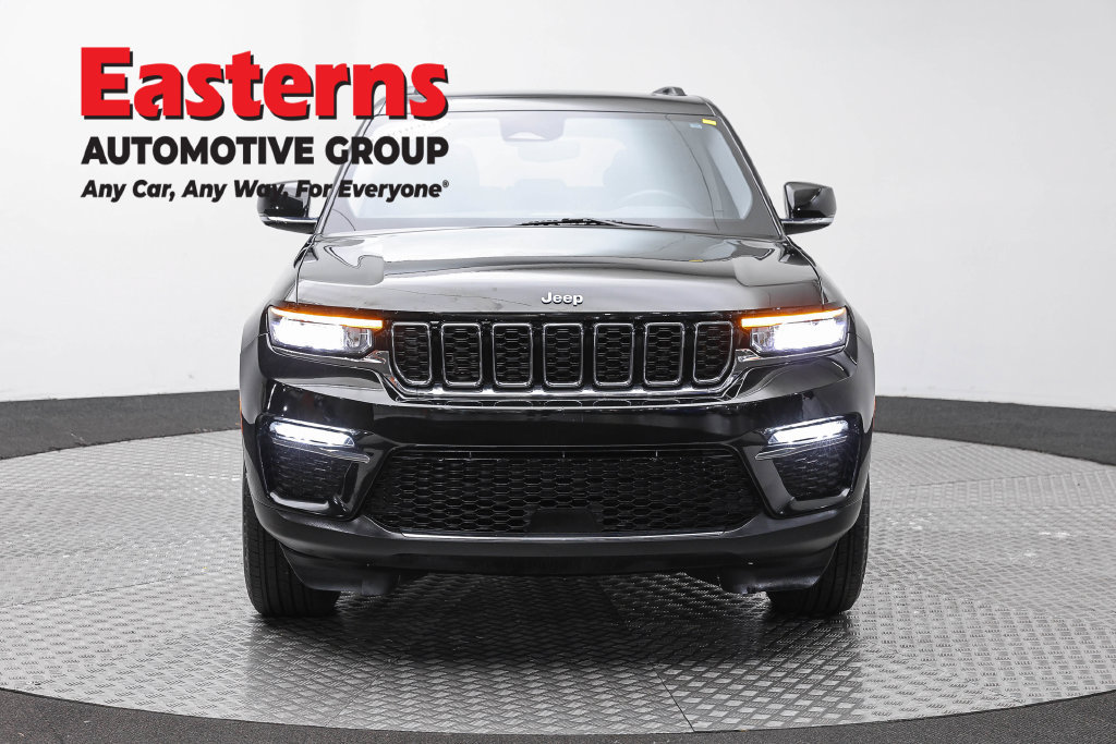 Used 2023 Jeep Grand Cherokee 4WD 4xe image 4