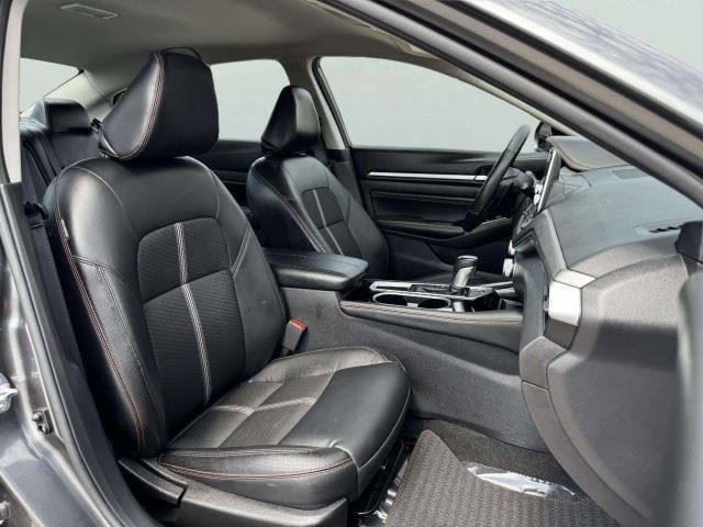 Used 2023 Nissan Altima 2.5 SR FWD image 45