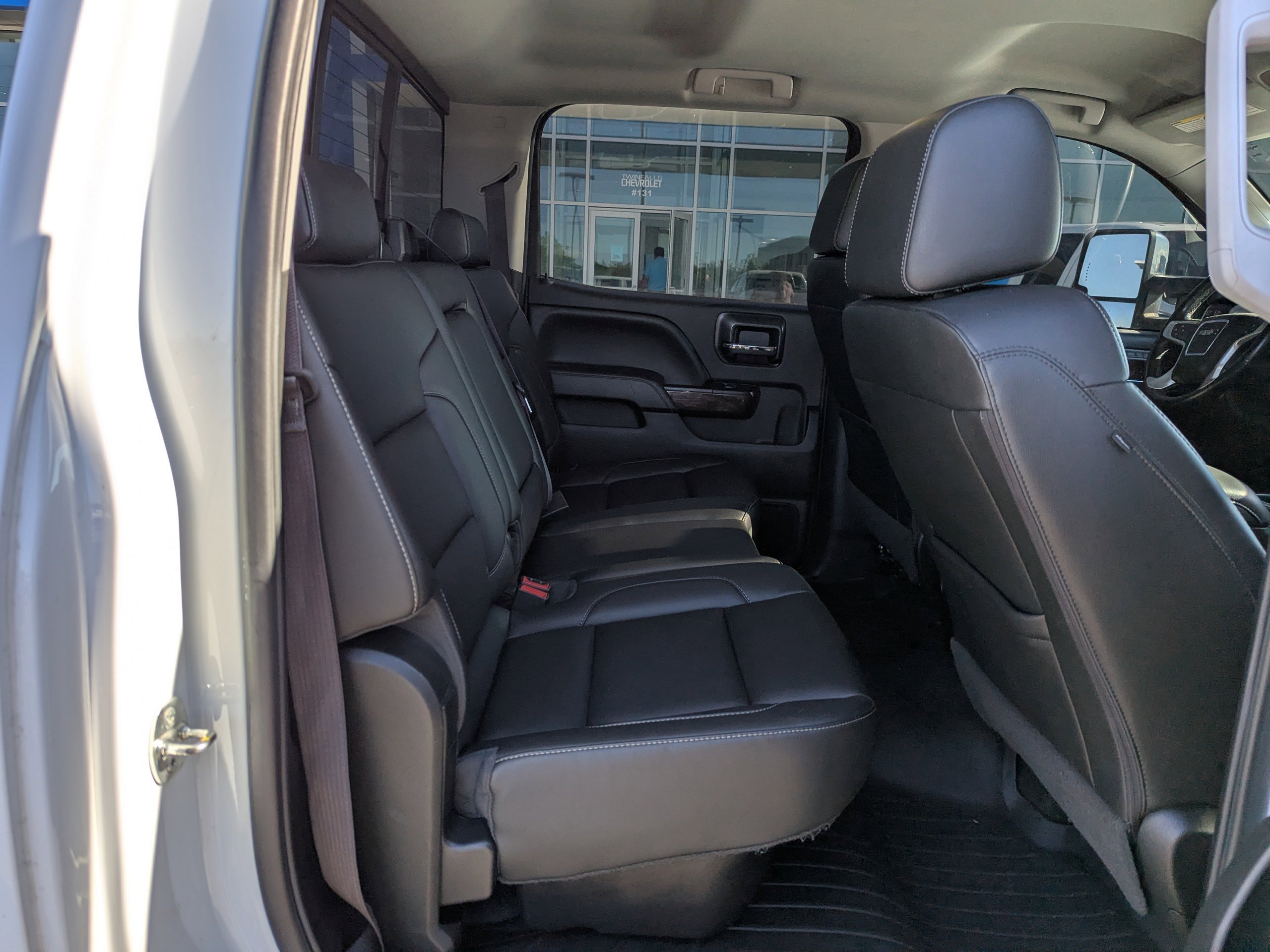 Used 2016 GMC Sierra 2500 SLT w/ Duramax Plus Package AWD/4WD image 37