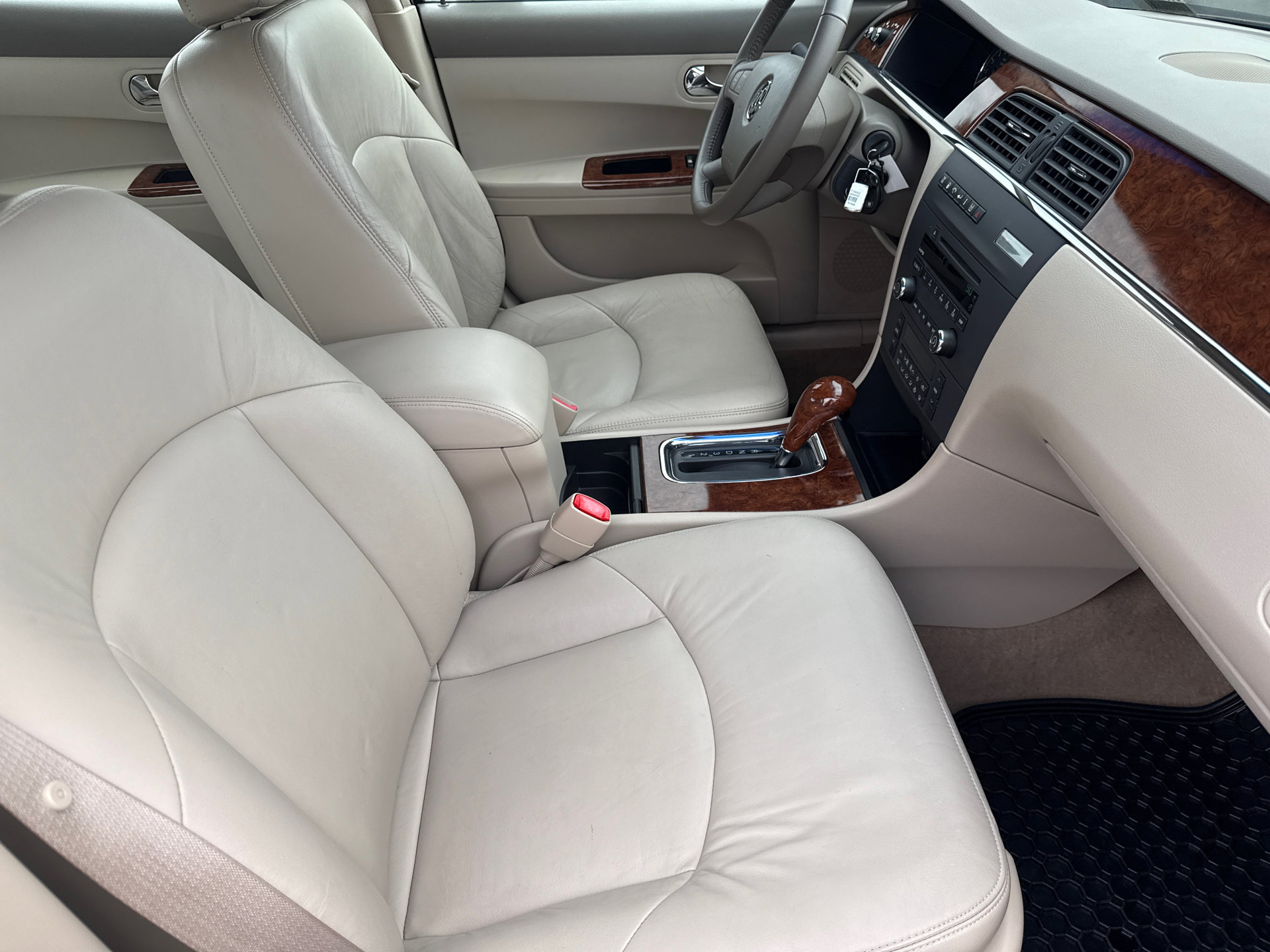 Used 2005 Buick LaCrosse CXL w/ Gold Convenience Package image 12