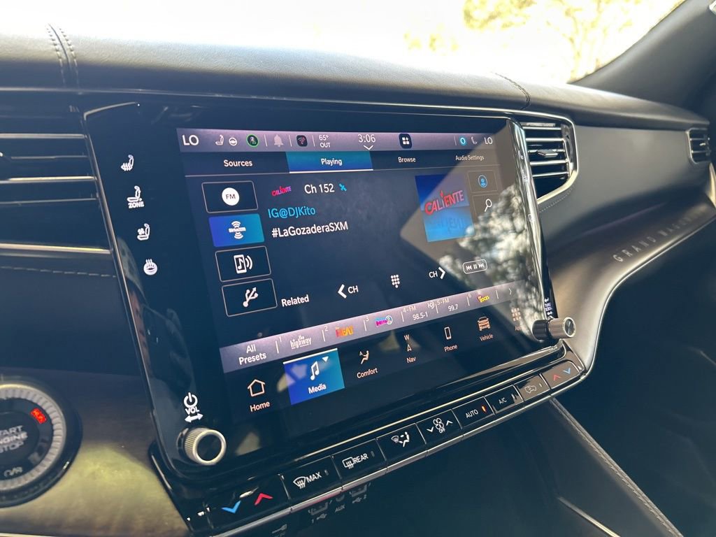 Used 2024 Jeep Grand Wagoneer L 4WD image 7