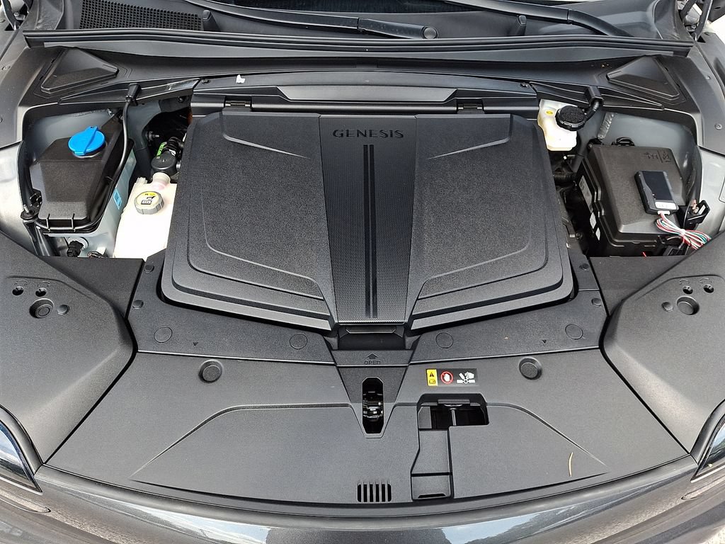 Used 2023 Genesis GV60 Performance AWD/4WD image 29