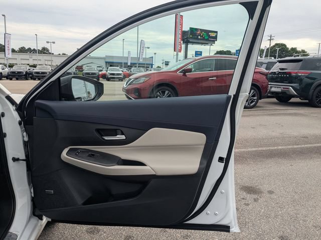 New 2026 Nissan Sentra SL w/ Floor Mat Package FWD image 32