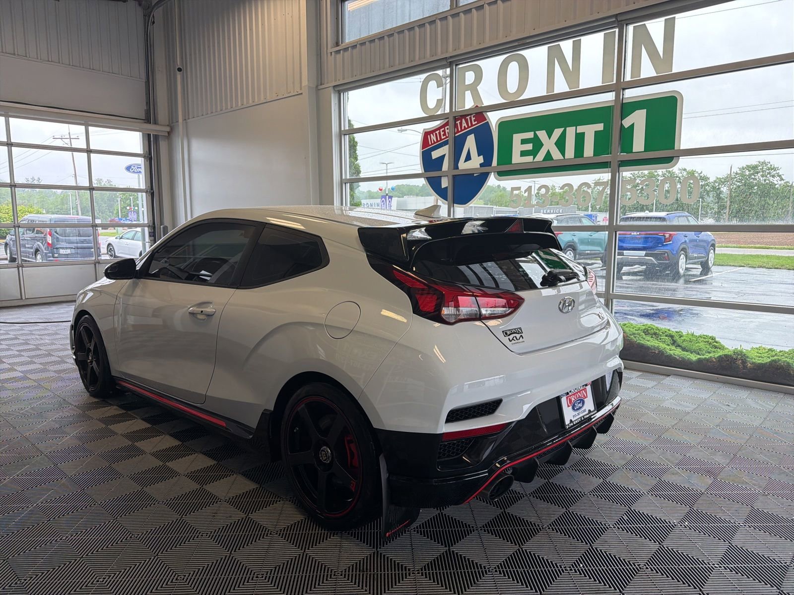 Used 2020 Hyundai Veloster N w/ Performance Package FWD image 4