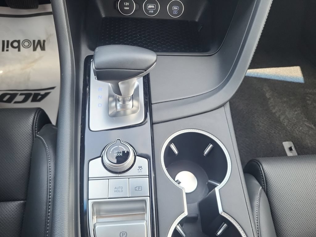 Used 2026 Genesis G70 2.5T RWD image 18