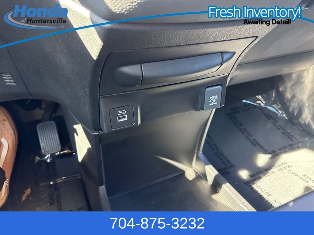Used 2024 Honda Odyssey Sport image 30