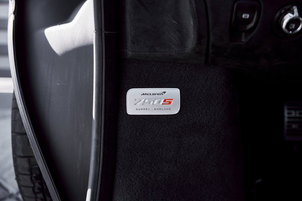 Used 2024 McLaren 750S image 36