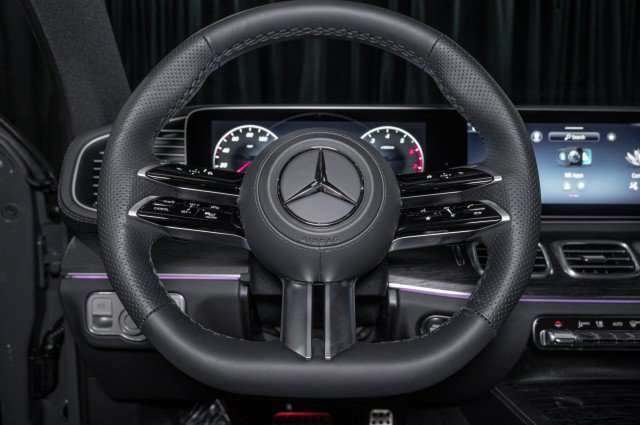 New 2026 Mercedes-Benz GLS 450 4MATIC image 21