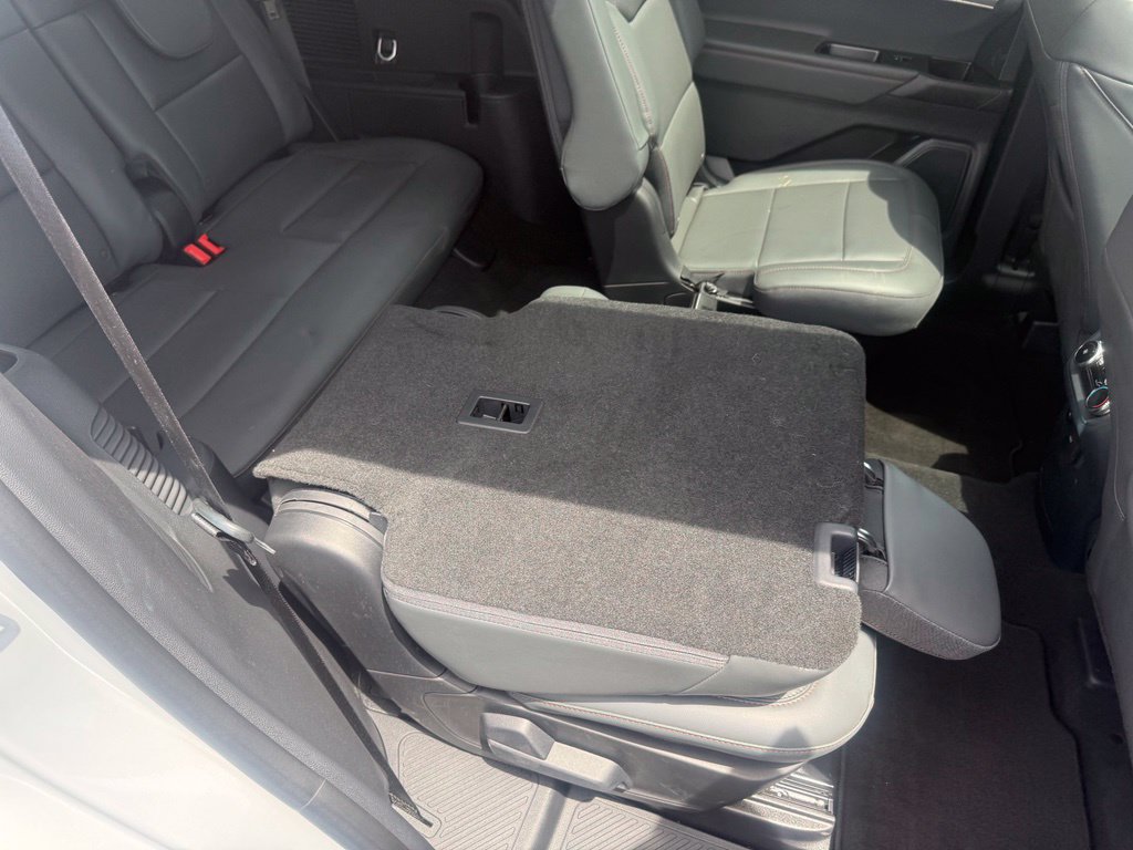 New 2026 Ford Explorer Active w/ Active Comfort Package AWD/4WD image 47