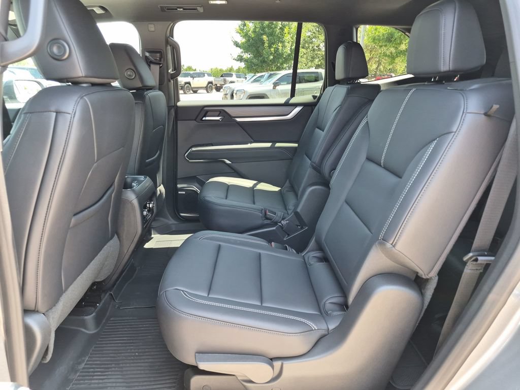 New 2026 GMC Acadia Elevation w/ Black Edition FWD image 38